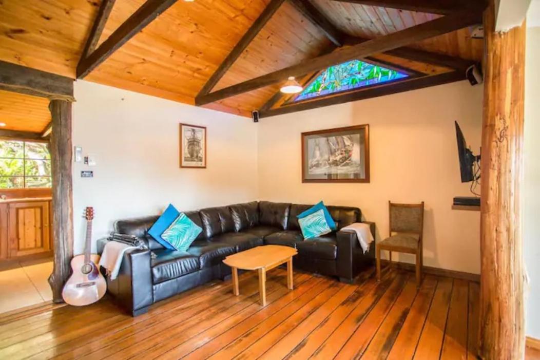 Bruny Island Escapes And Hotel Bruny Alonnah Екстериор снимка