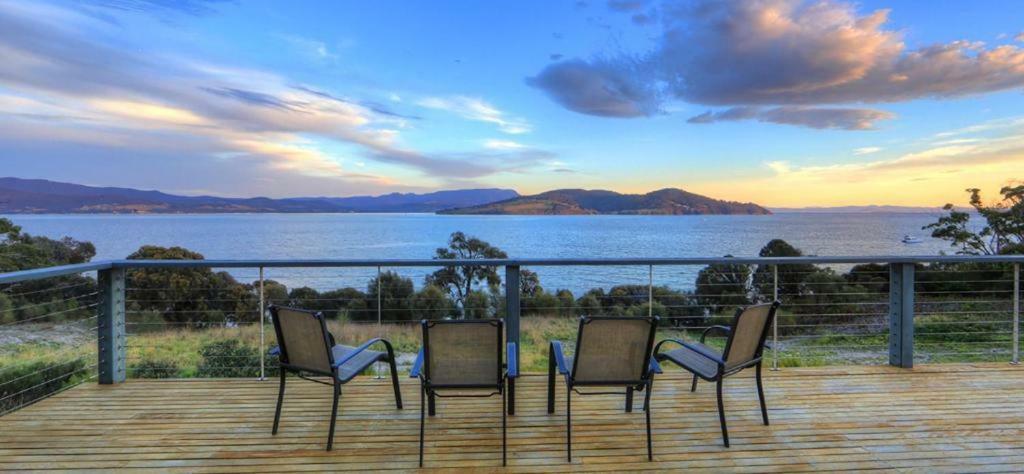 Bruny Island Escapes And Hotel Bruny Alonnah Екстериор снимка